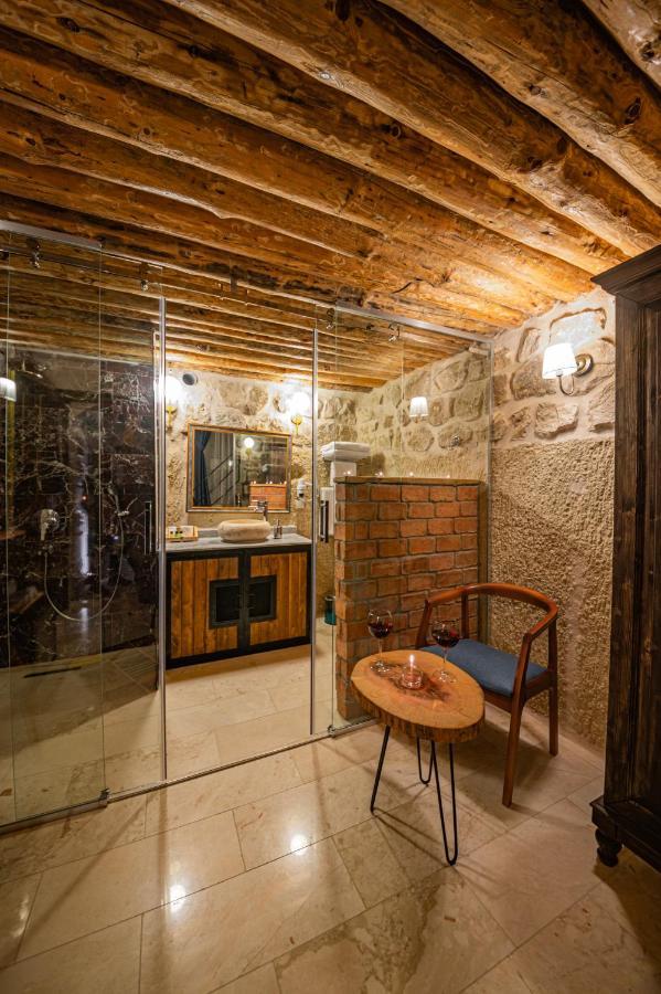 Janus Cappadocia Hotel เนฟซิเฮียร์ ภายนอก รูปภาพ